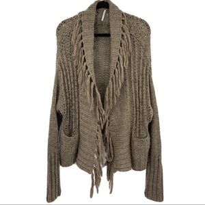 ❌❌SOLD❌❌Free people M brown crochet fringe cardigan shrug